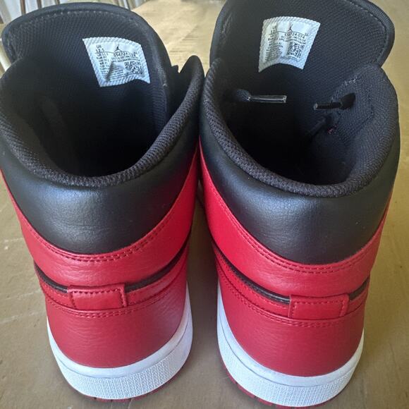 Jordan 1 Mid Banned 2020 Size 12.5 ***No Box Worn Twice*** NIKE !!! main image 10